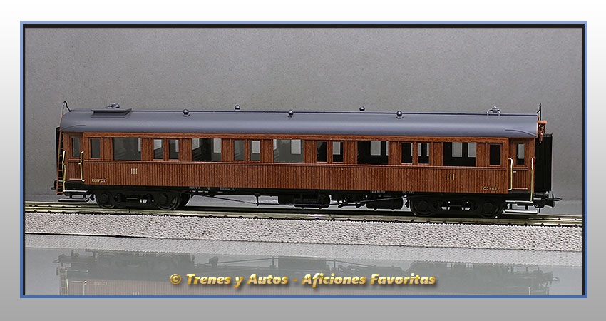 Coche pasajeros madera Largo Recorrido CC-637 - Renfe